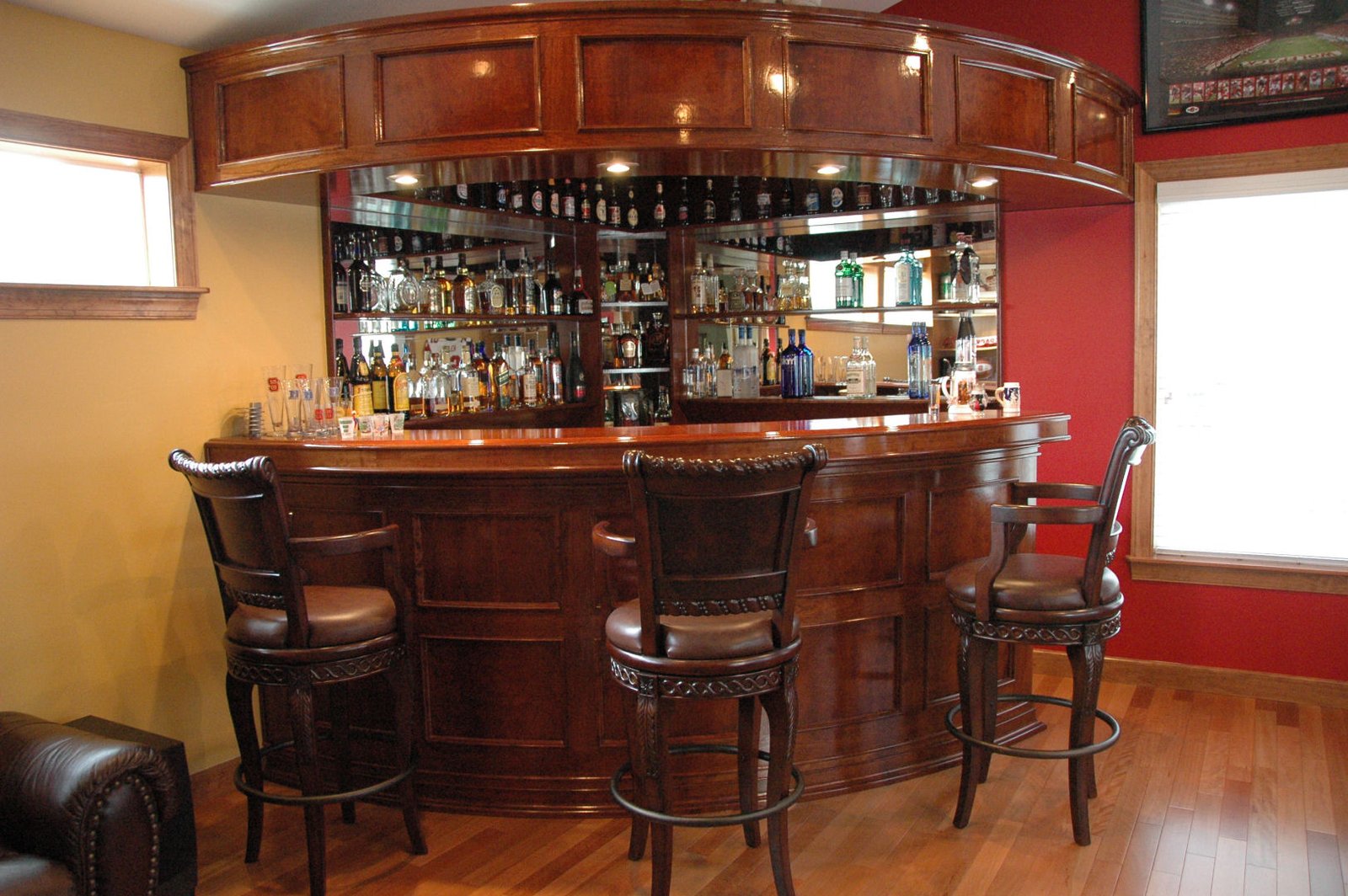 high gloss cherry bar Mekkelek Custom Woodwork &