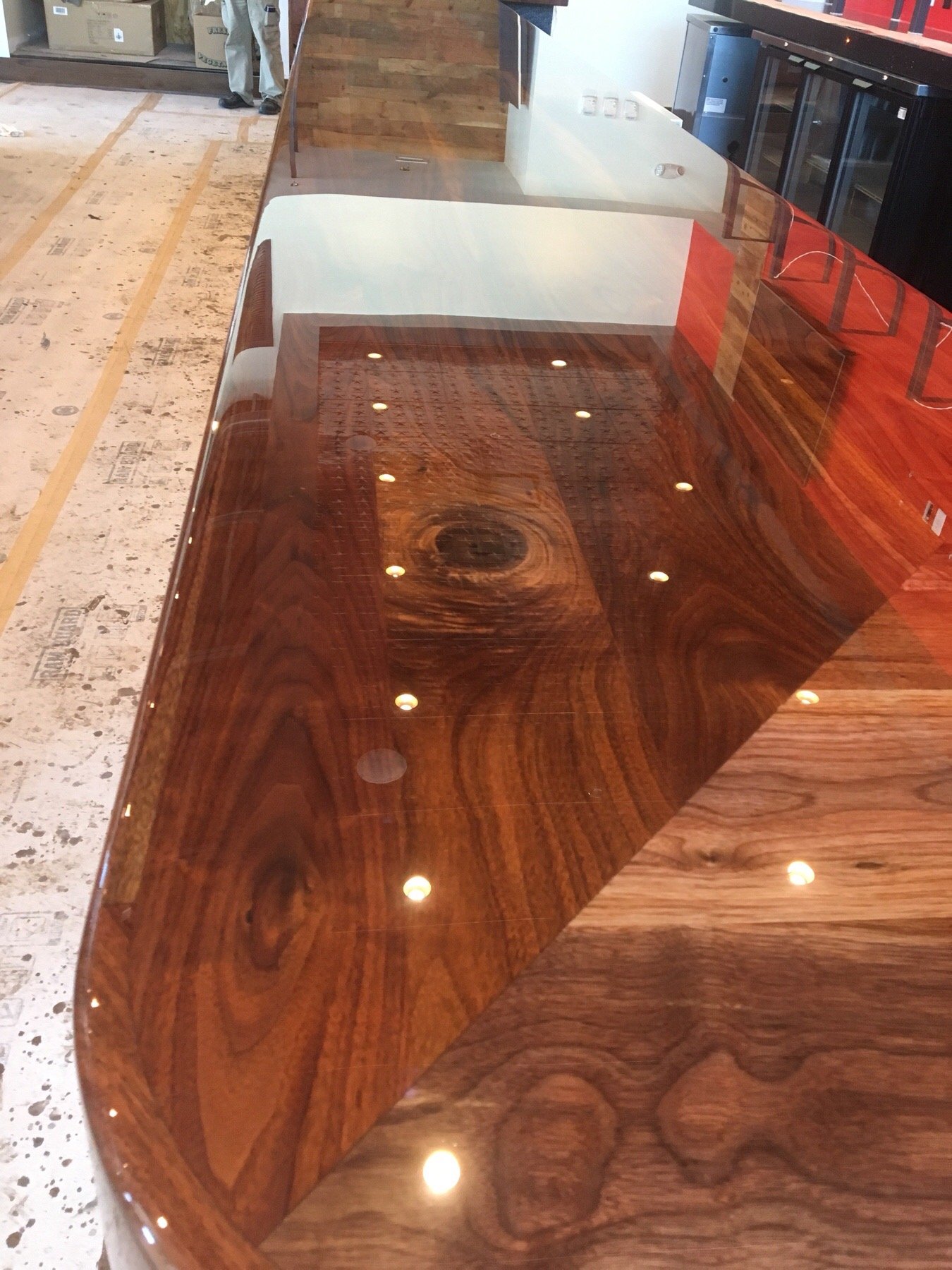 commercial highgloss walnut restaurant bar top Mekkelek Custom
